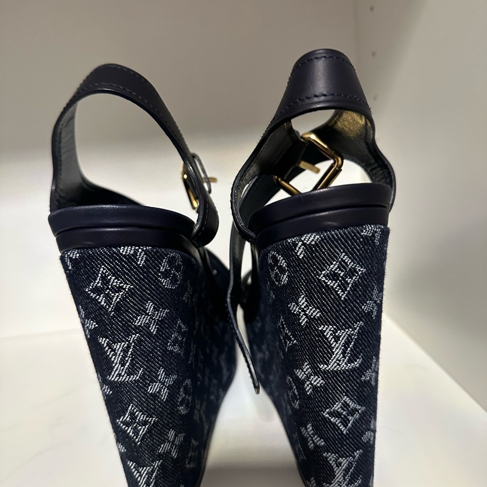 Louis Vuitton wedges - Picture 5 of 5